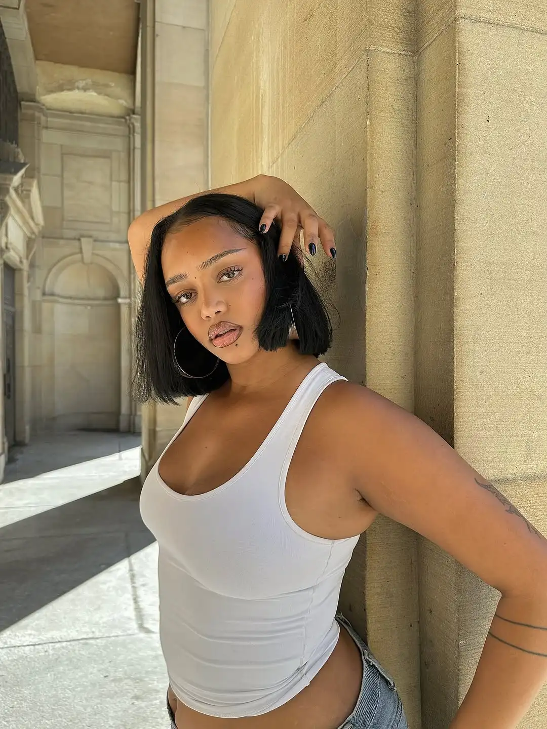 Tank Top with Wide Shoulder Straps, Racerback Tank Top, Sports and Everyday Wear Base Shirt, Trendy High-Elastic Solid Color Tight-Fitting Top, Casual Versatile Tank Top, Slim-Fit Flattering Base Shirt