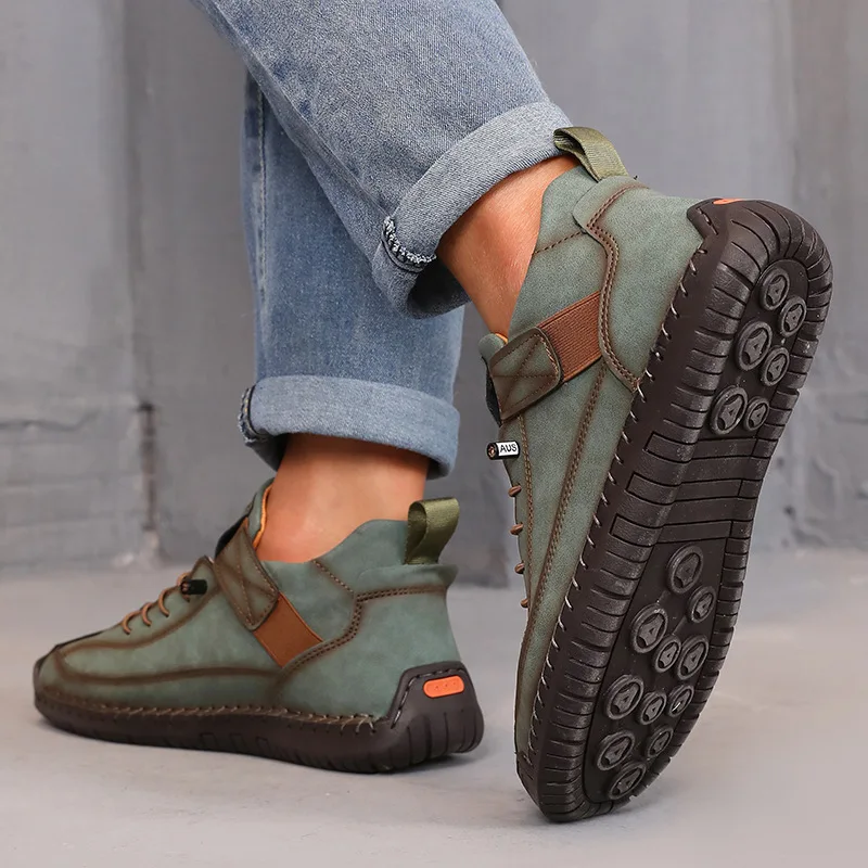 Women's Boots Outdoor Casual Shoes British Style Retro Non-slip Work Shoes Leather Couple Loafers Handmade Soft Sole Ankle Boots