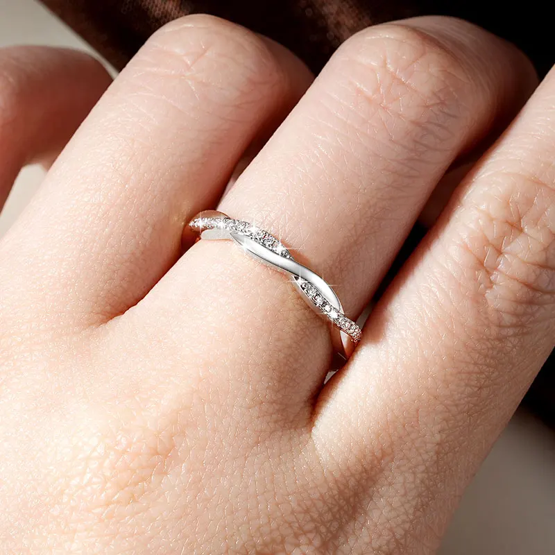 IOGOU 14k Gold Filled Moissanite Full Eternity Rings Fashion Twist Shank Stackable Finger Bands for Womem GRA Cerified Jewelry