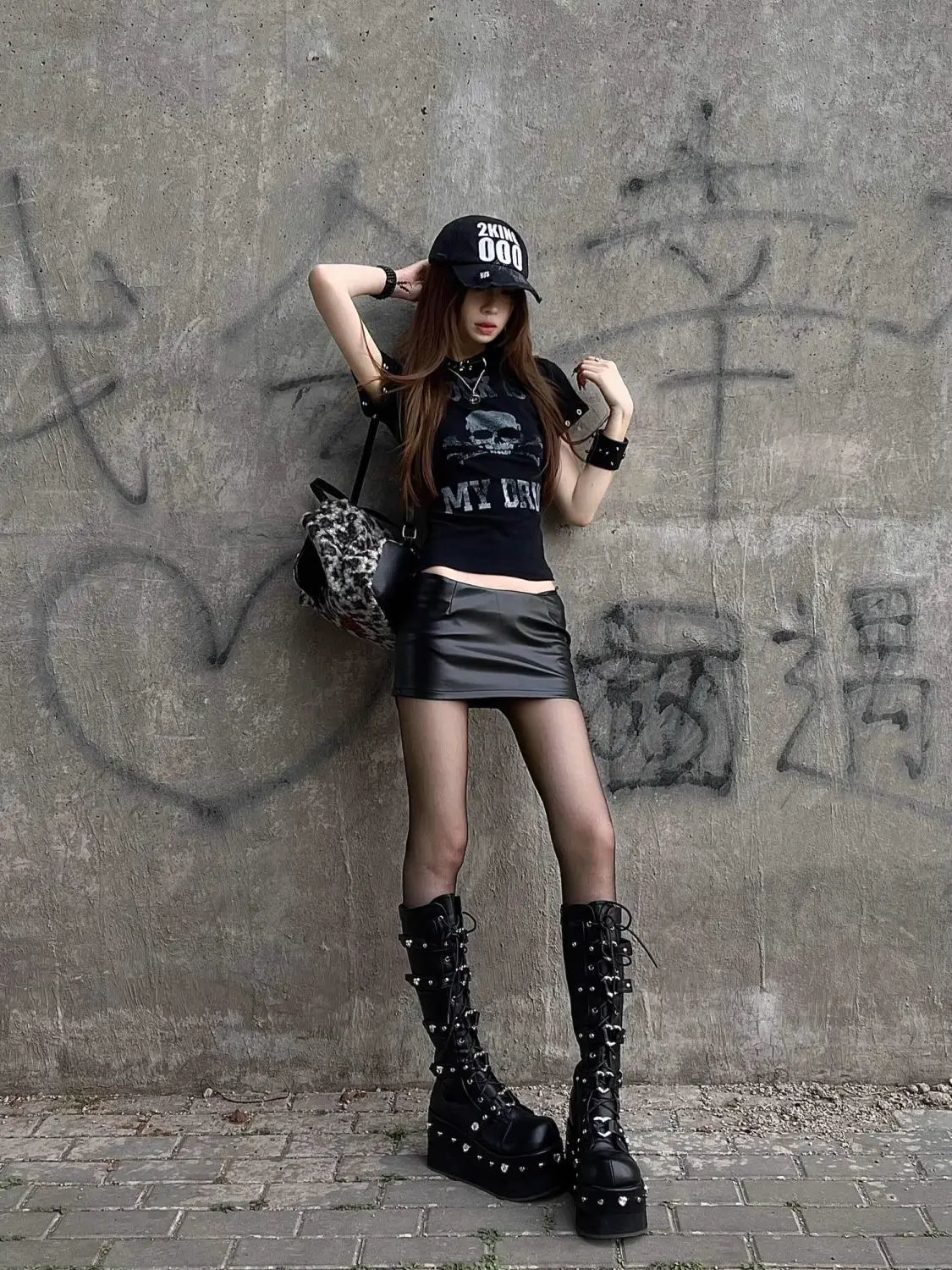 Seeslim Goth Print Women's T-shirt Short Sleeve Gothic Graphic Tee Female Clothing 2000s Clothes Y2k Summer Tops Slim Tshirt