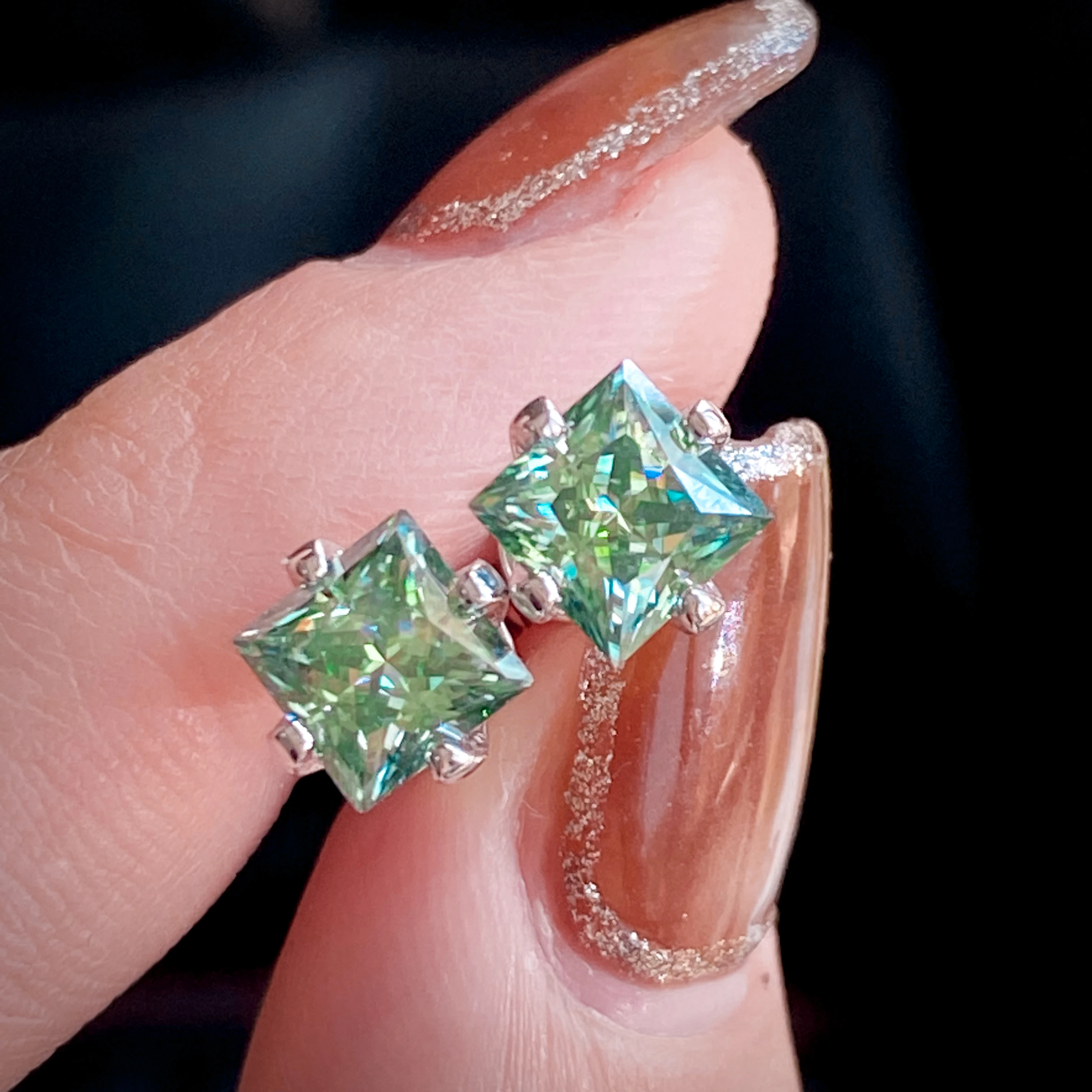 Bocarman Princess Cut Green Moissanite Stud Earrings S925 Silver Claw Set 1.2CT 3CT Fine Jewelry for Women