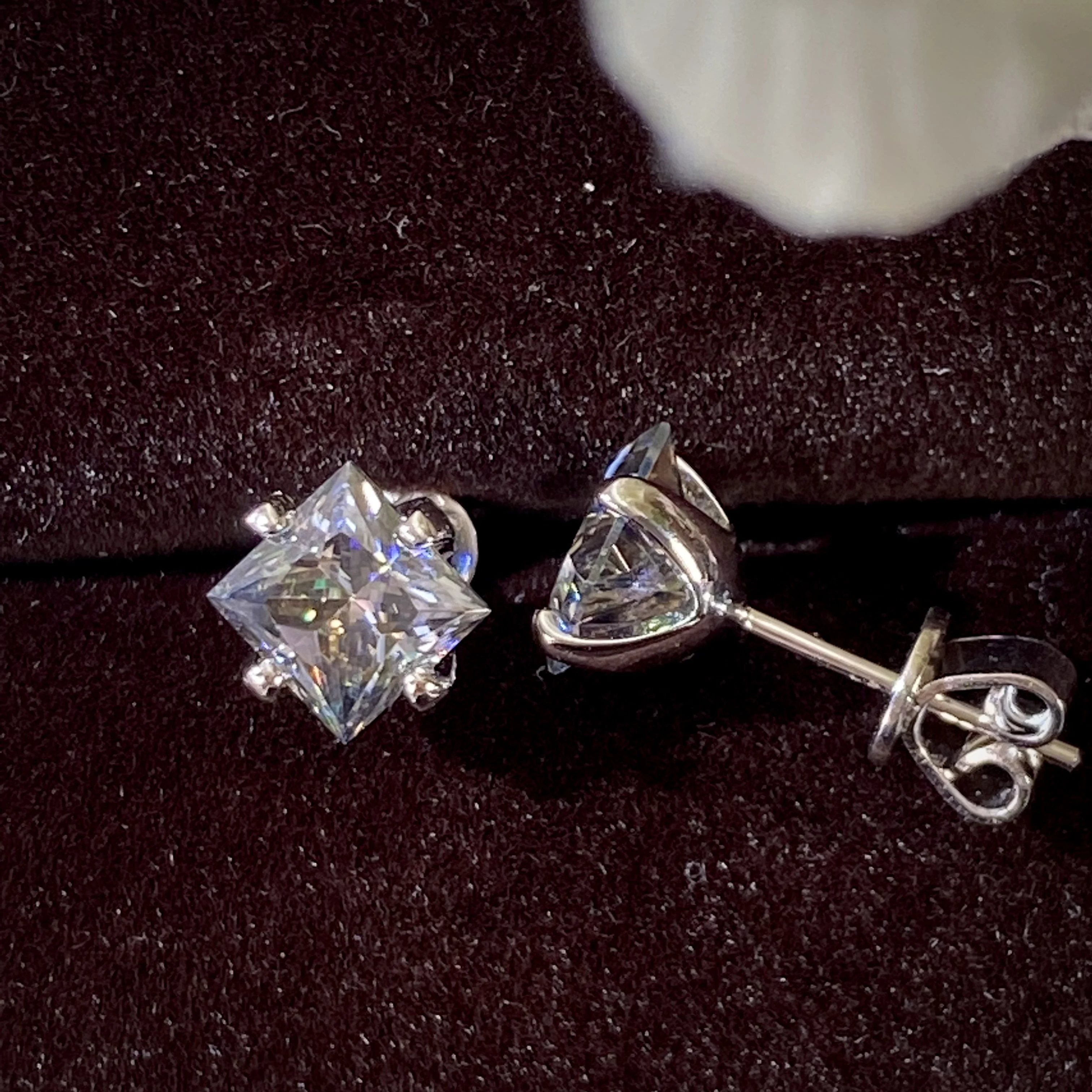 Bocarman Princess Cut Green Moissanite Stud Earrings S925 Silver Claw Set 1.2CT 3CT Fine Jewelry for Women