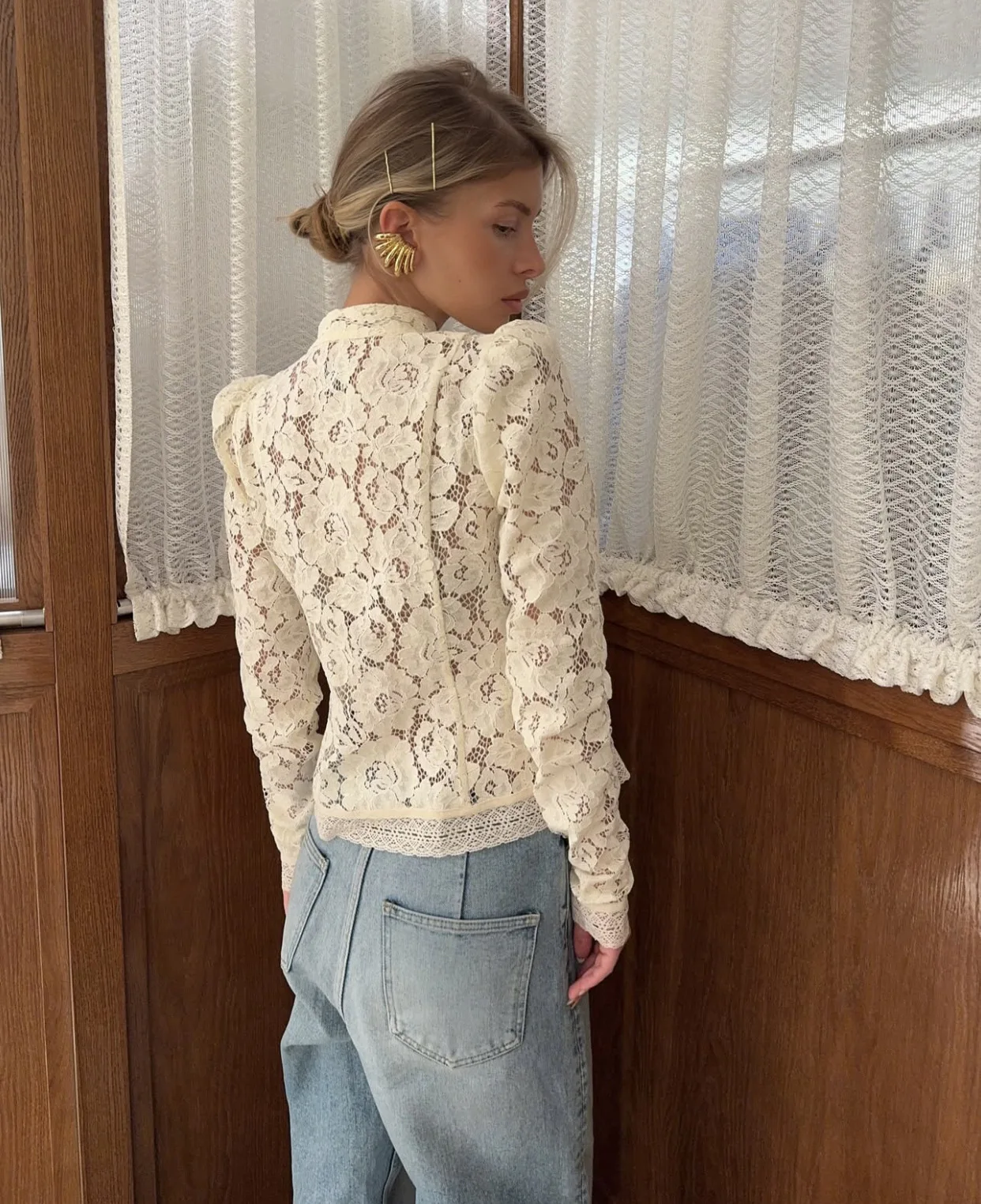 Tossy Summer Lace Printed Shirts Tops Female Hollow Out Fashion Commute Vintage See-Through Blouse Women's Lace Shrug Shirts New