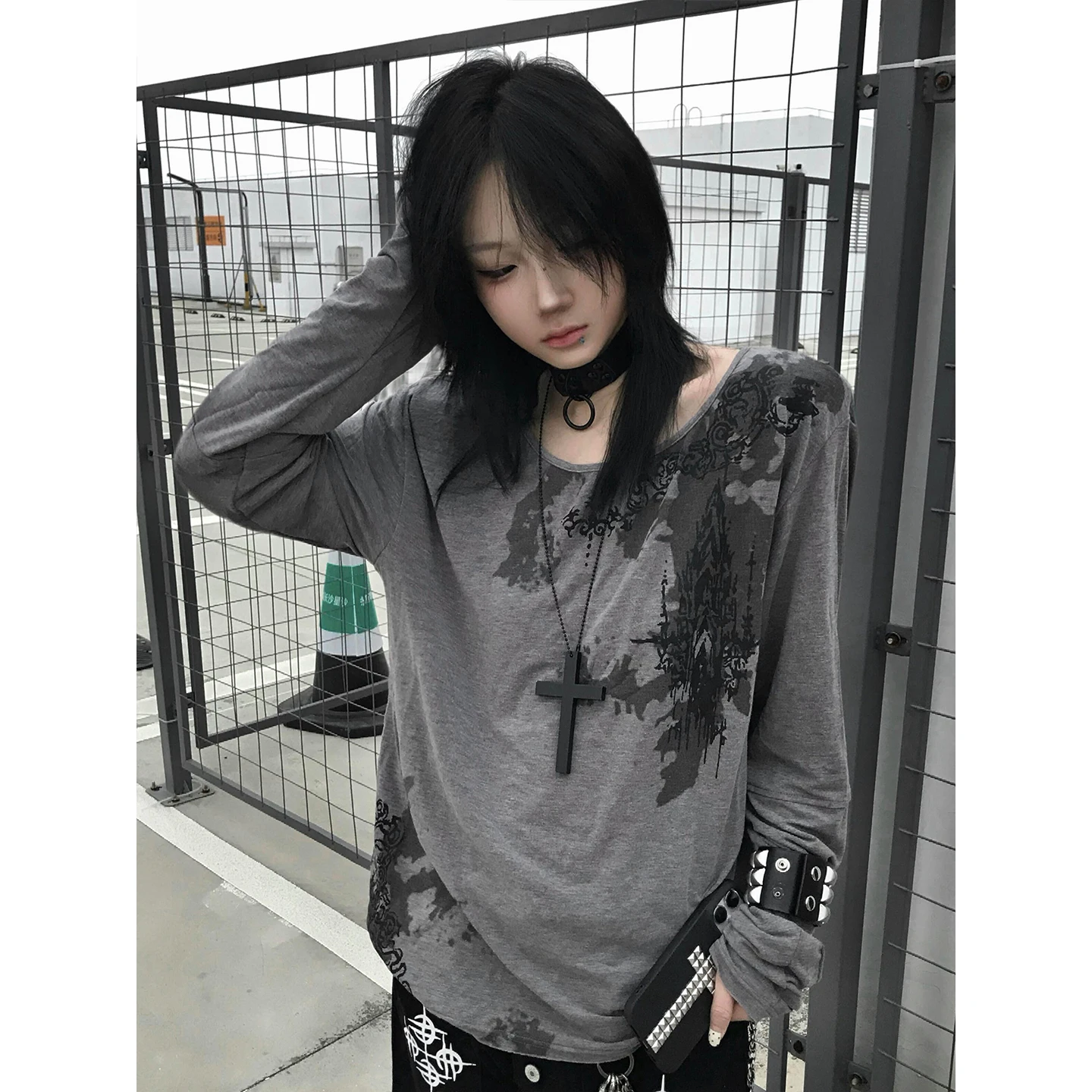 Genayooa Gothic Print T-shirt Women Long Sleeve Casual Y2k Vintage Grunge Tops Tee Streetwear American Retro Tshirts Fairycore