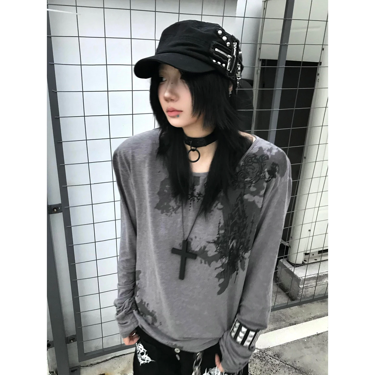 Genayooa Gothic Print T-shirt Women Long Sleeve Casual Y2k Vintage Grunge Tops Tee Streetwear American Retro Tshirts Fairycore