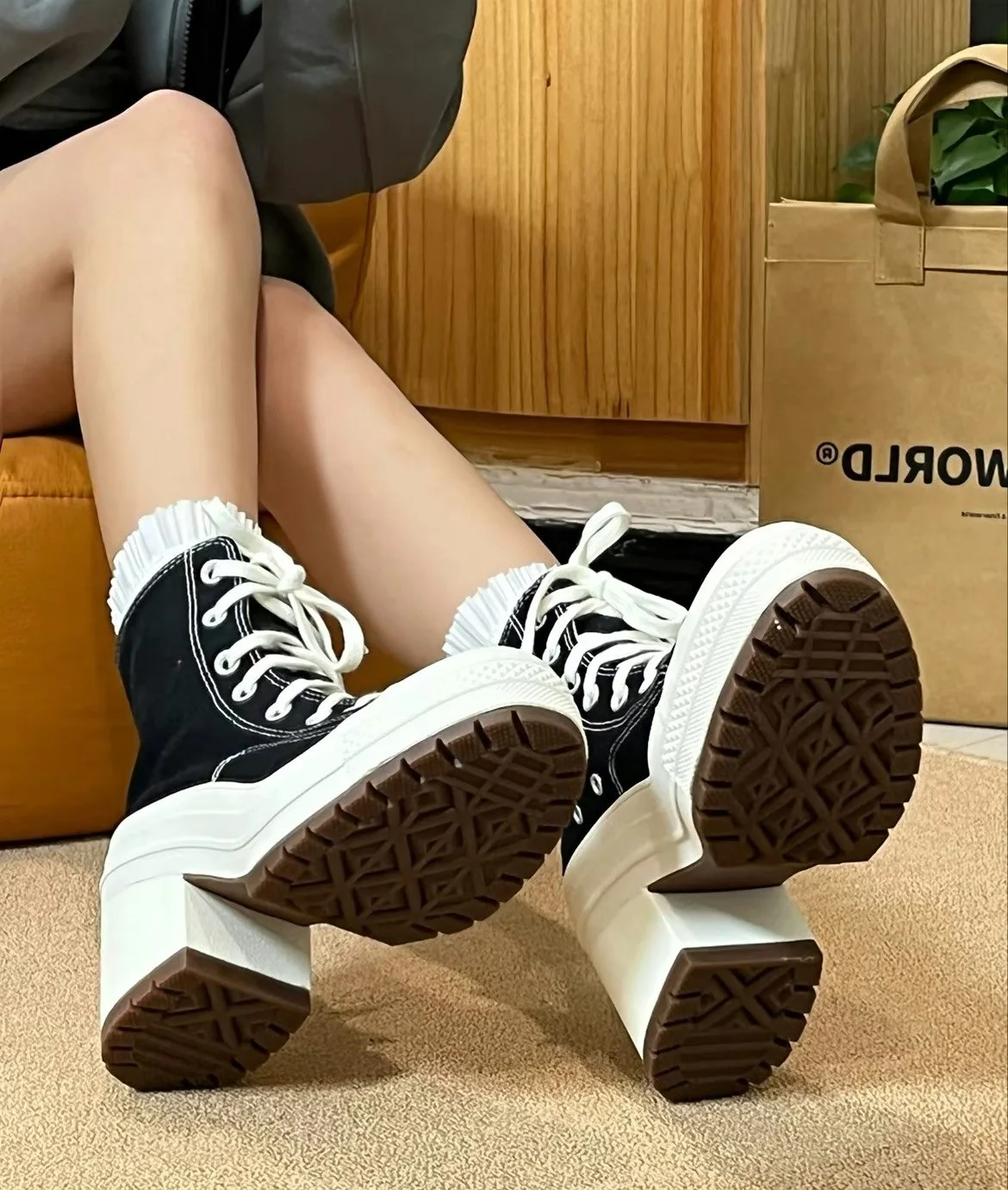 Classic Women Platform Sneakers Canvas Shoes Personalized Luxry Heels Skateboard Lace Up Casual Shoes Fashion Outdoor Sneakers