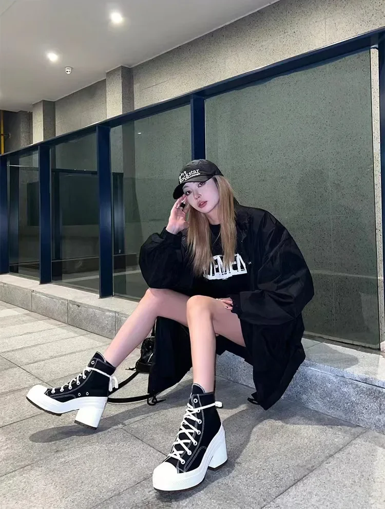 Classic Women Platform Sneakers Canvas Shoes Personalized Luxry Heels Skateboard Lace Up Casual Shoes Fashion Outdoor Sneakers
