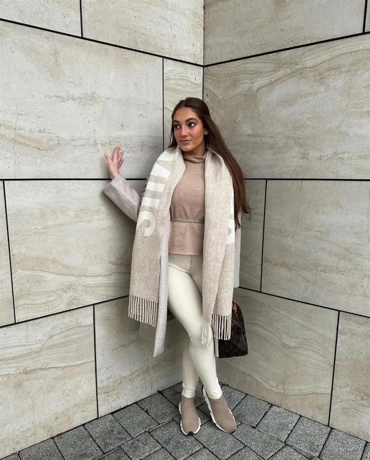 Luxury Brand 100% Wool Warm Scarf For Women Design Winter Men Shawl Wrap Pashmina 2025 Letter Female Bufanda Echarpe Foulard