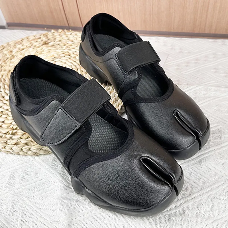 2026 Tabi Shoes for Woman's Pointed Toe Thick Bottom Mixed Colors Hook Loop Sneakers Autumn Ladies Comfortable Soft Casual Shoes