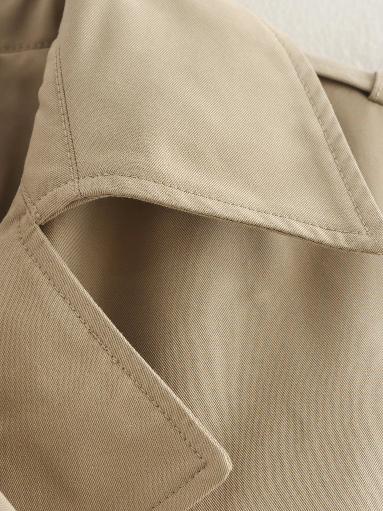 YENKYE New Autumn Women Solid Cropped Trench Coat Vintage Double Breasted Long Sleeve Short Jacket Lapel Collar Windbreaker
