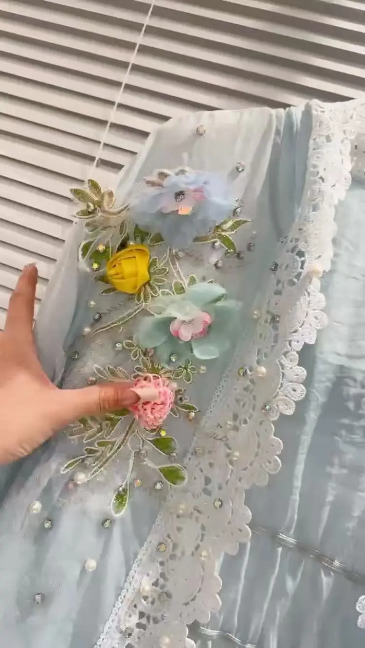 New In Breathable Hooded Sunscreen Shirts Blouses for Women's Long Sleeve Cardigan Tops Lace Embroidery 3D Flowers Clothes