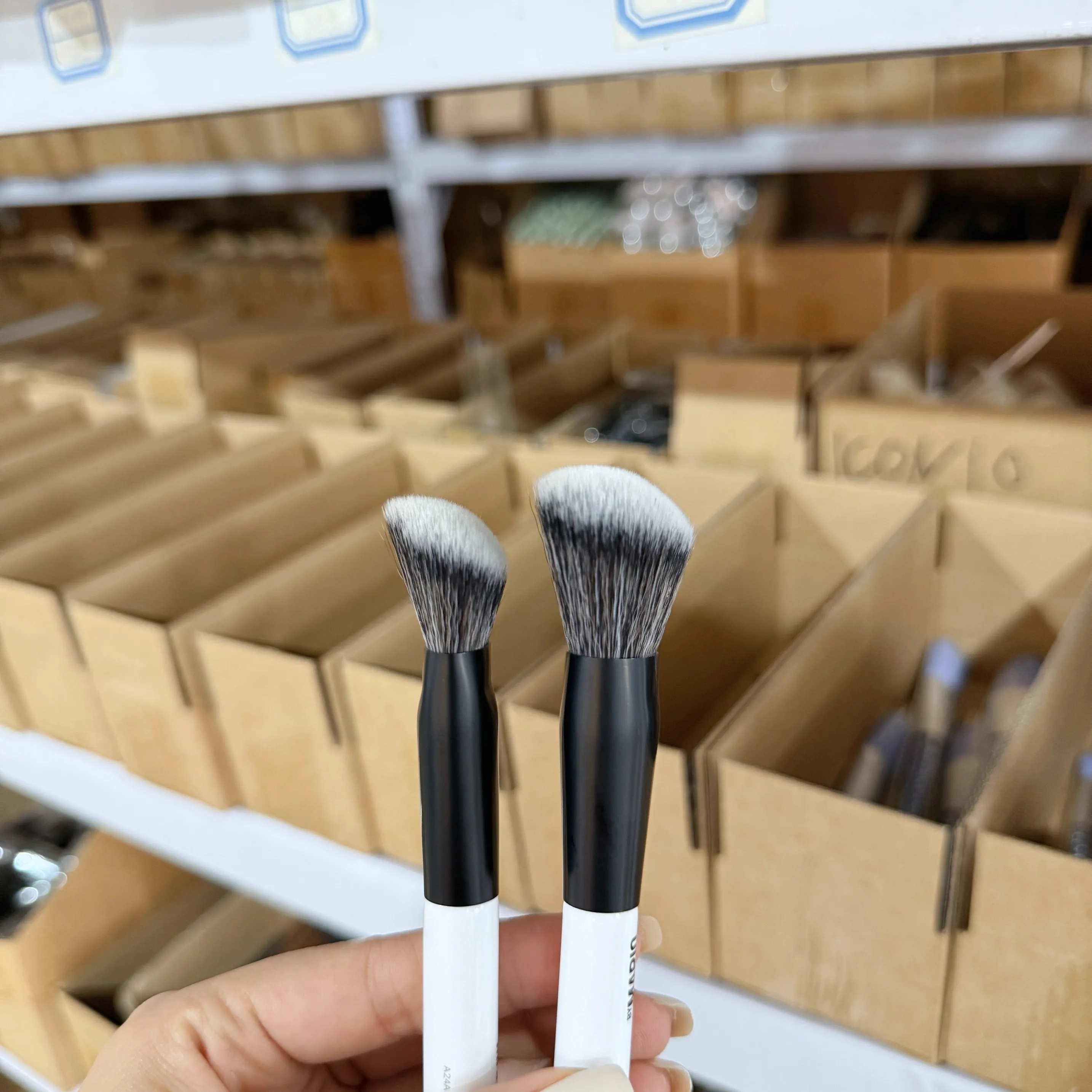 F1 F2 F3 F4 E6 EF1 Highlight Blush Makeup  Brush Ambient Soft Glow Blush Brush Soft Fiber Hair Fashion Face Cosmetic Brush