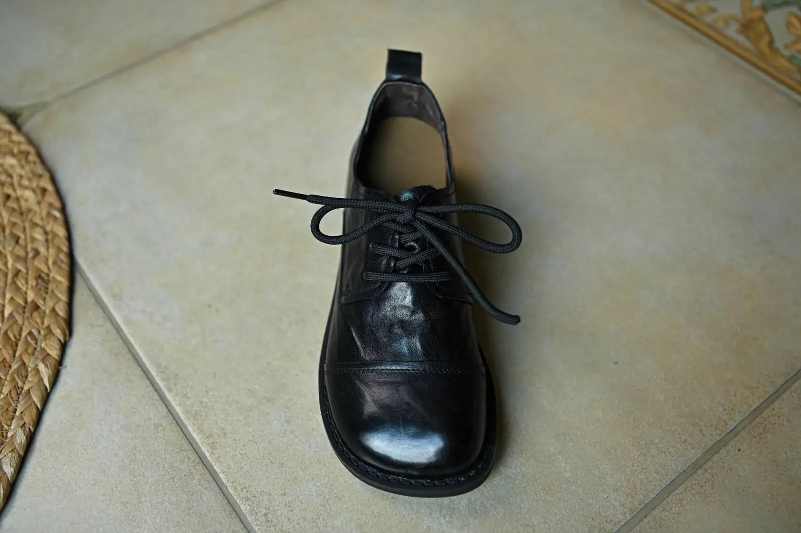 Women's cow leather carving British style lace-up flats oxfords high quality soft comfortable Genuine Leather shoes woman
