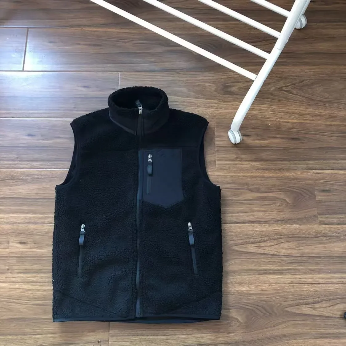 Vintage Fleece Stand Collar Warm Lambskin Vest for Men Sleeveless Unisex Autumn Winter Sports Jackets Outdoor Wear Men Jacket