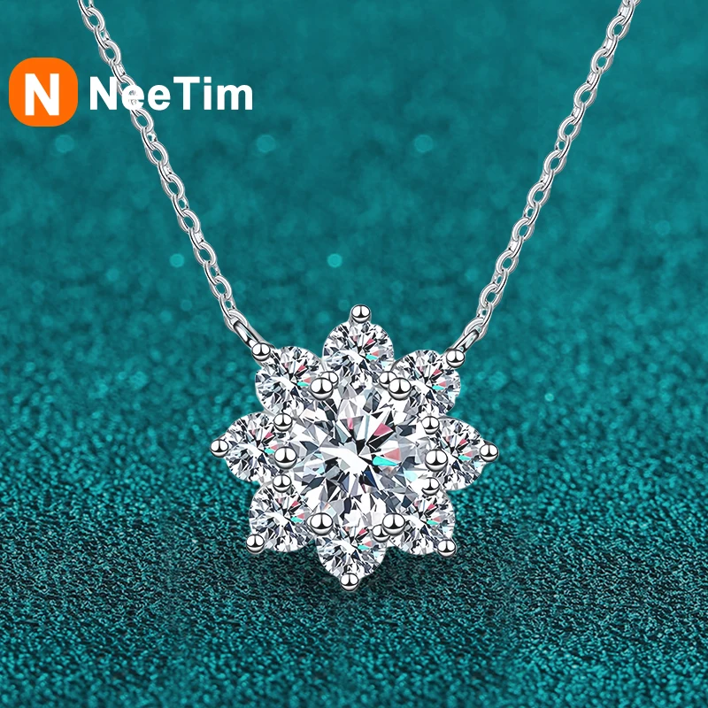 NeeTim 1CT Moissanite Sparkling Necklace For Woman Pendant 925 Silver Plated with White Gold Chains Party Bridal Fine Jewelry