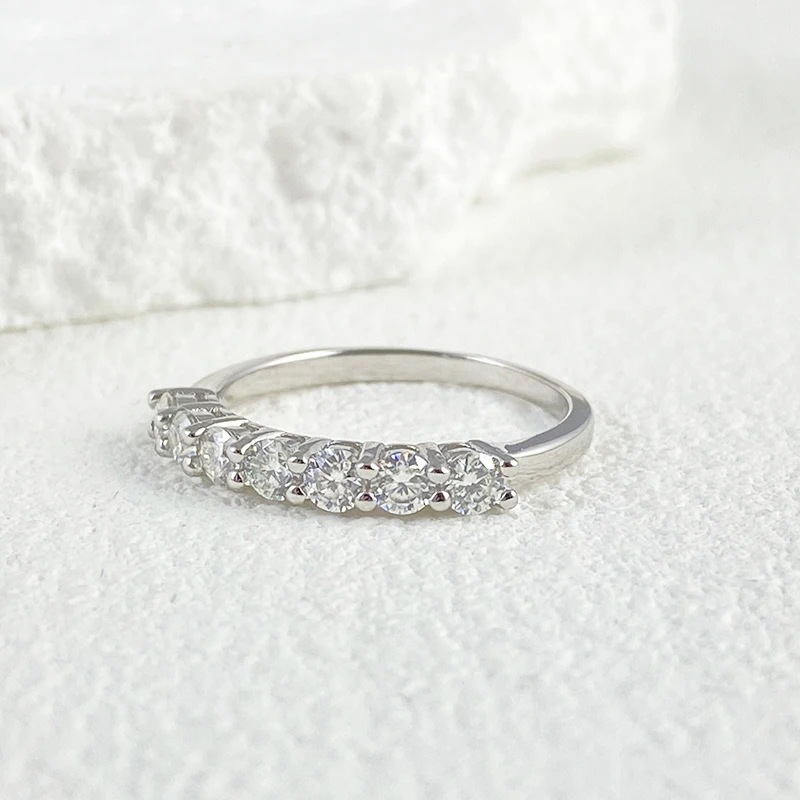 NeeTim Full Moissanite Ring for Women S925 Sterling Silver with White Gold Plated Wedding Bridal Band Rings Sparkling Jewelry