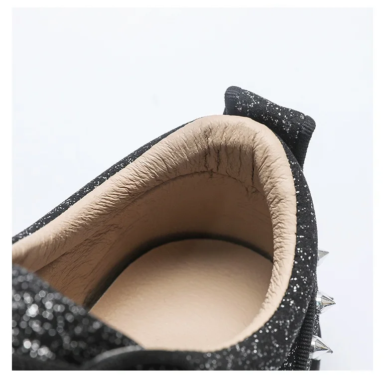 New Street Personality Skate Shoes Men Trend Sneakers Tapered Rivets Casual Studded Trainers Fashion Punk Hip Hop Shoes Man Boy