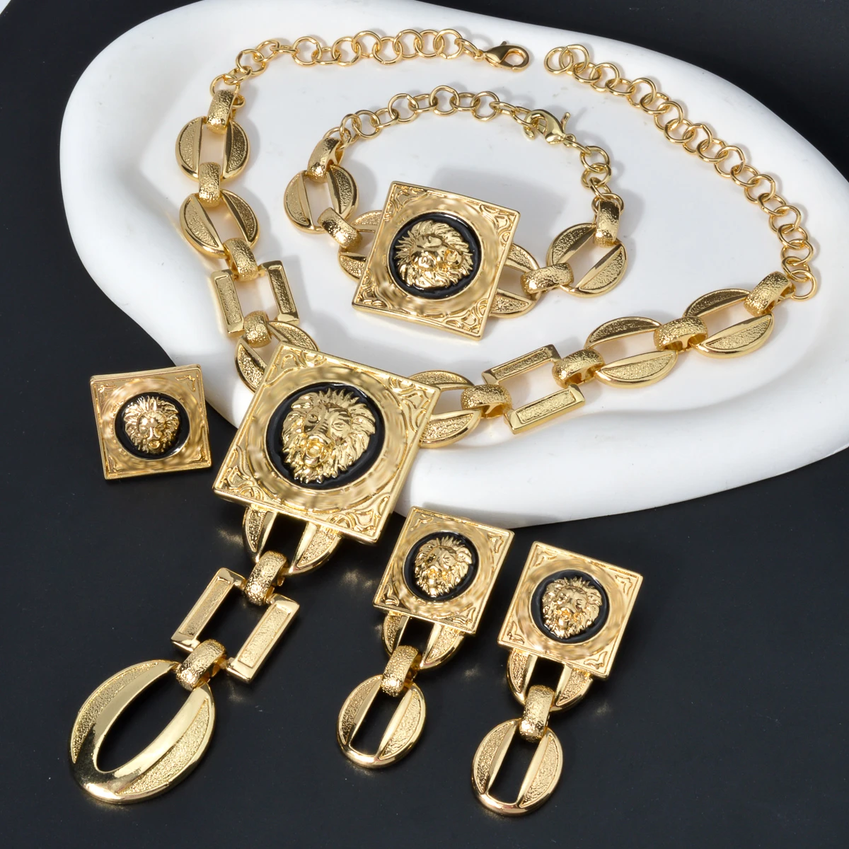 Gold Plated Jewelry Set For Women African Indian Dubai Wedding Jewellery Luxury Choker Necklace Bracelet Earring Cuff Rings