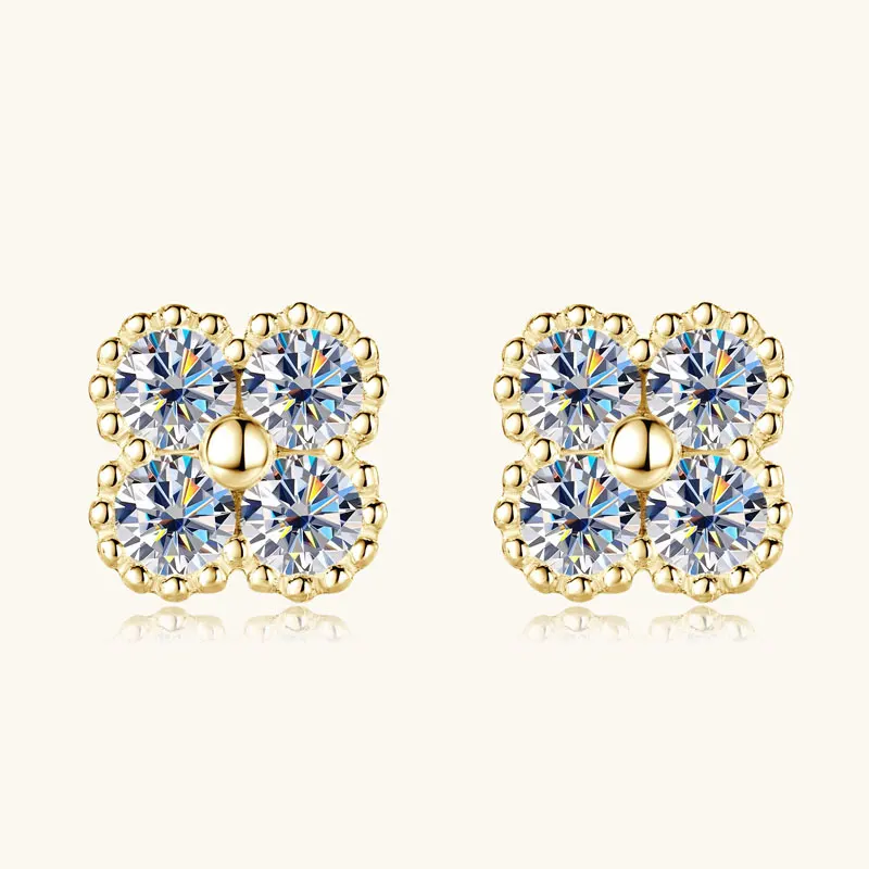 2025 Trendy Four Clover Moissanite Stud Earrings 925 Sterling Silver Flower Piercing Ear Jewelry for Women 3mm Lab Diamond Gifts