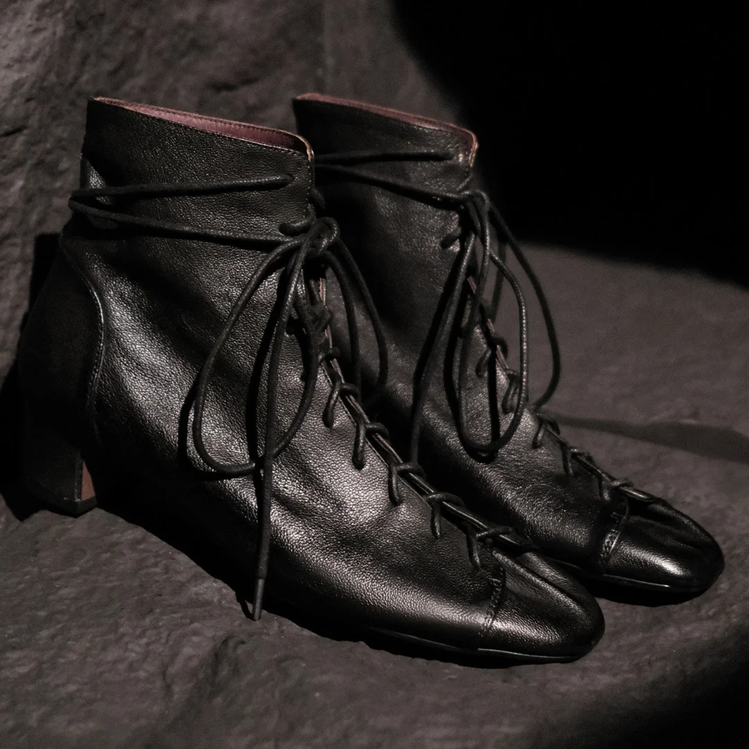 Women's sheepskin lace-up autumn ankle boots 4cm thick med heel elegant ladies short booties high quality daily shoes for woman