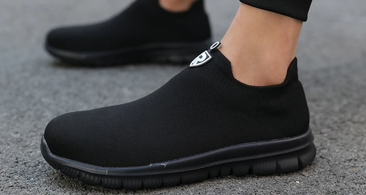 LARNMERN Womens Non-slip Work Safety Shoes for Men Breathable Boots Anti-Slip Slip-On Lightweight Steel Toe Shoe