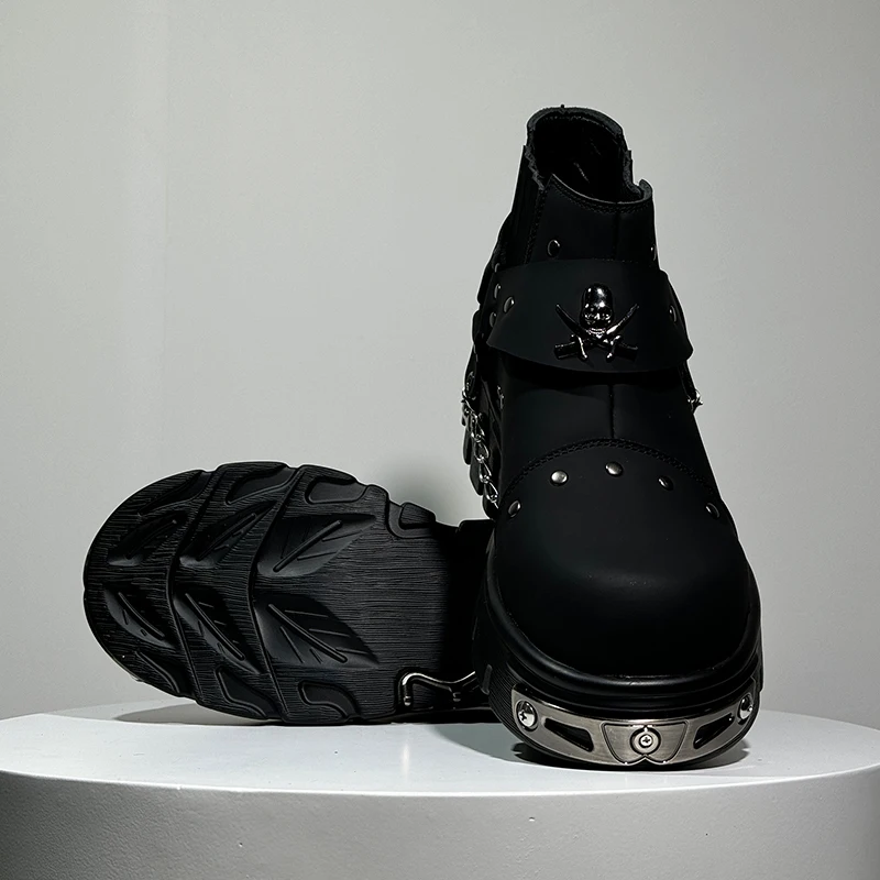 Men New Black Rock Punk Metal Patchwork Fashionable Boots Men Low Cut Height Increasing Fashionable Casual Shoes