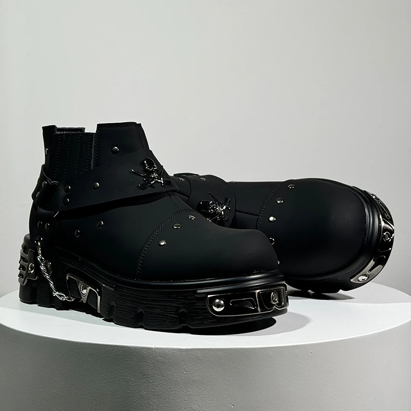 Men New Black Rock Punk Metal Patchwork Fashionable Boots Men Low Cut Height Increasing Fashionable Casual Shoes