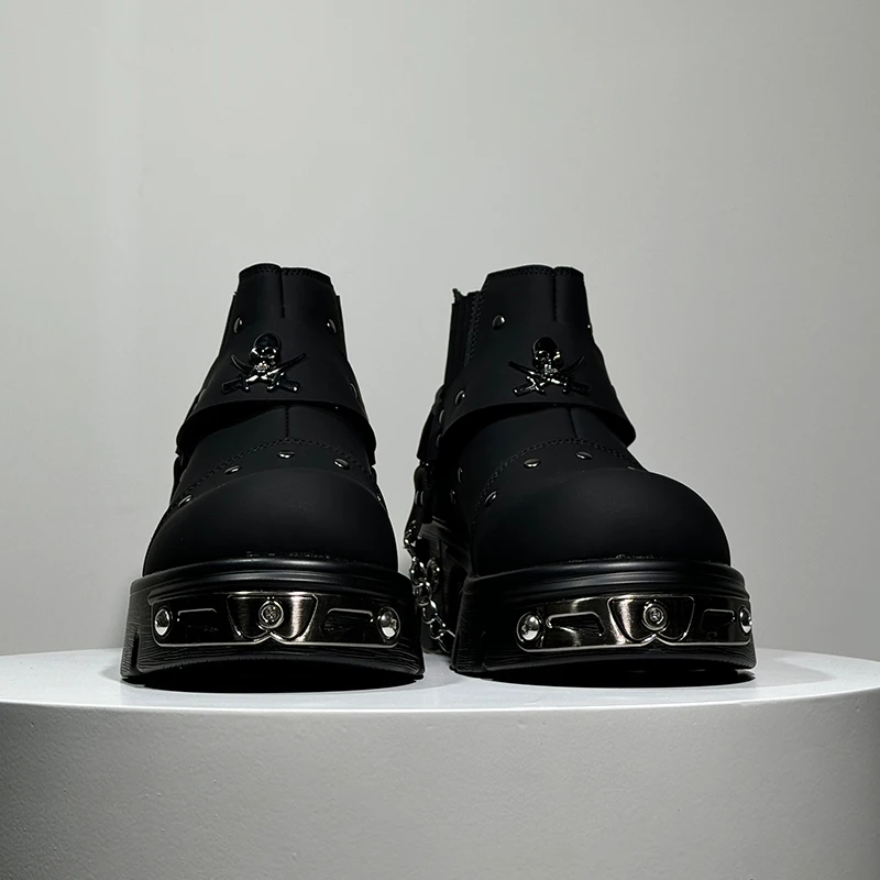 Men New Black Rock Punk Metal Patchwork Fashionable Boots Men Low Cut Height Increasing Fashionable Casual Shoes