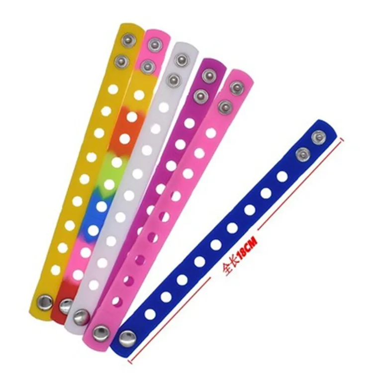 20pcs/lot Mix Style Random Silicone Bracelet Wristband 18cm Fit Shoe Charms Shoe Buckle Wristband Rubber Wrist Strap
