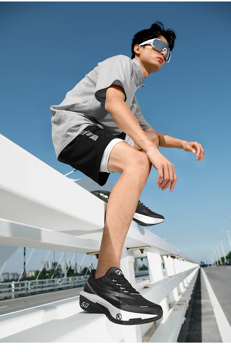 New Running Sneakers Men Lightweight Breathable Wear-Resistant Soft Gym Jogging Shoes Comfort Marathon Athletic Sports Shoes Man