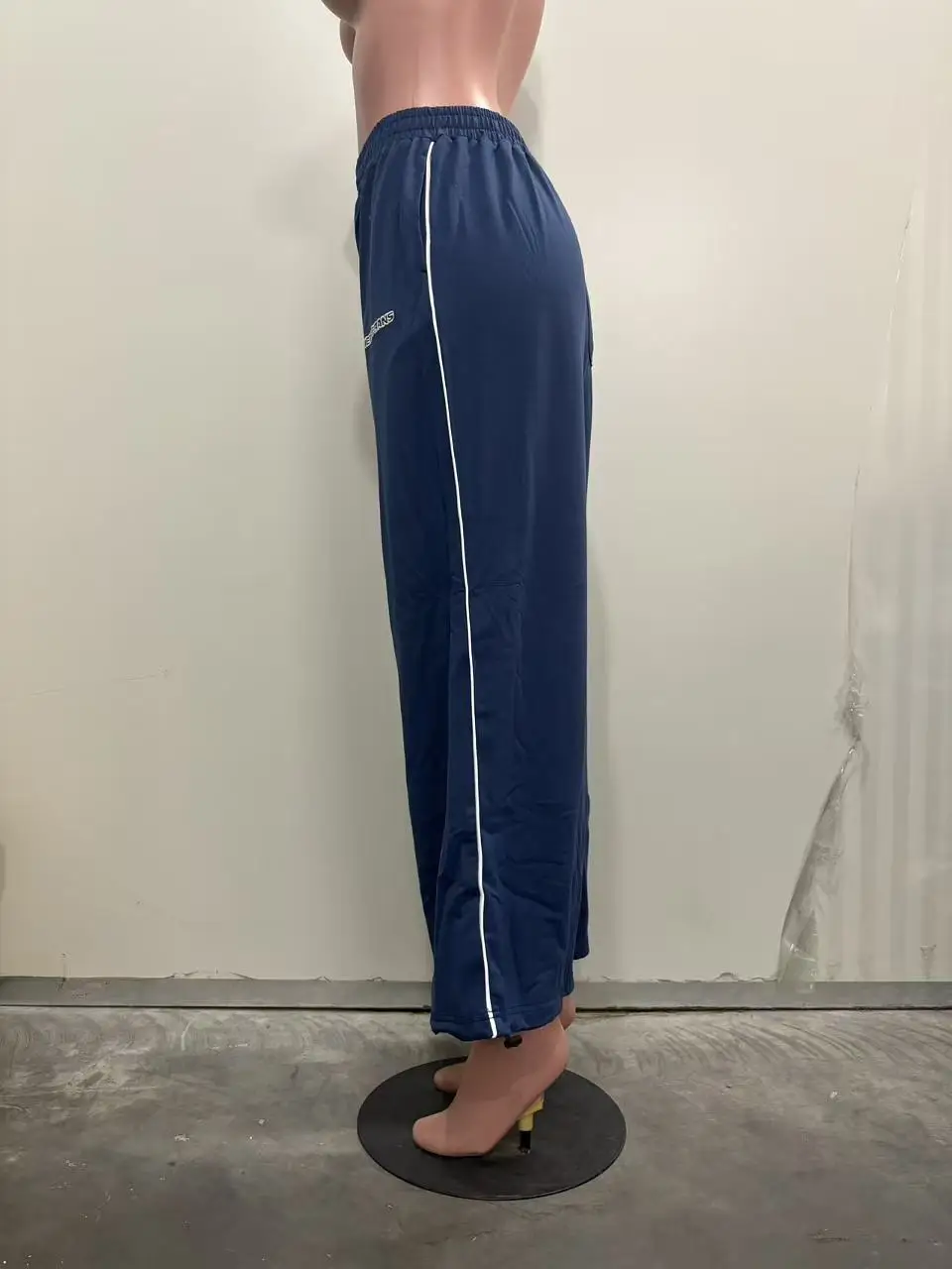 M6067 Embroidered Loose Fashionable Casual Commute Style Straight Leg Pants Sporty Trendy All-Match Long Trousers
