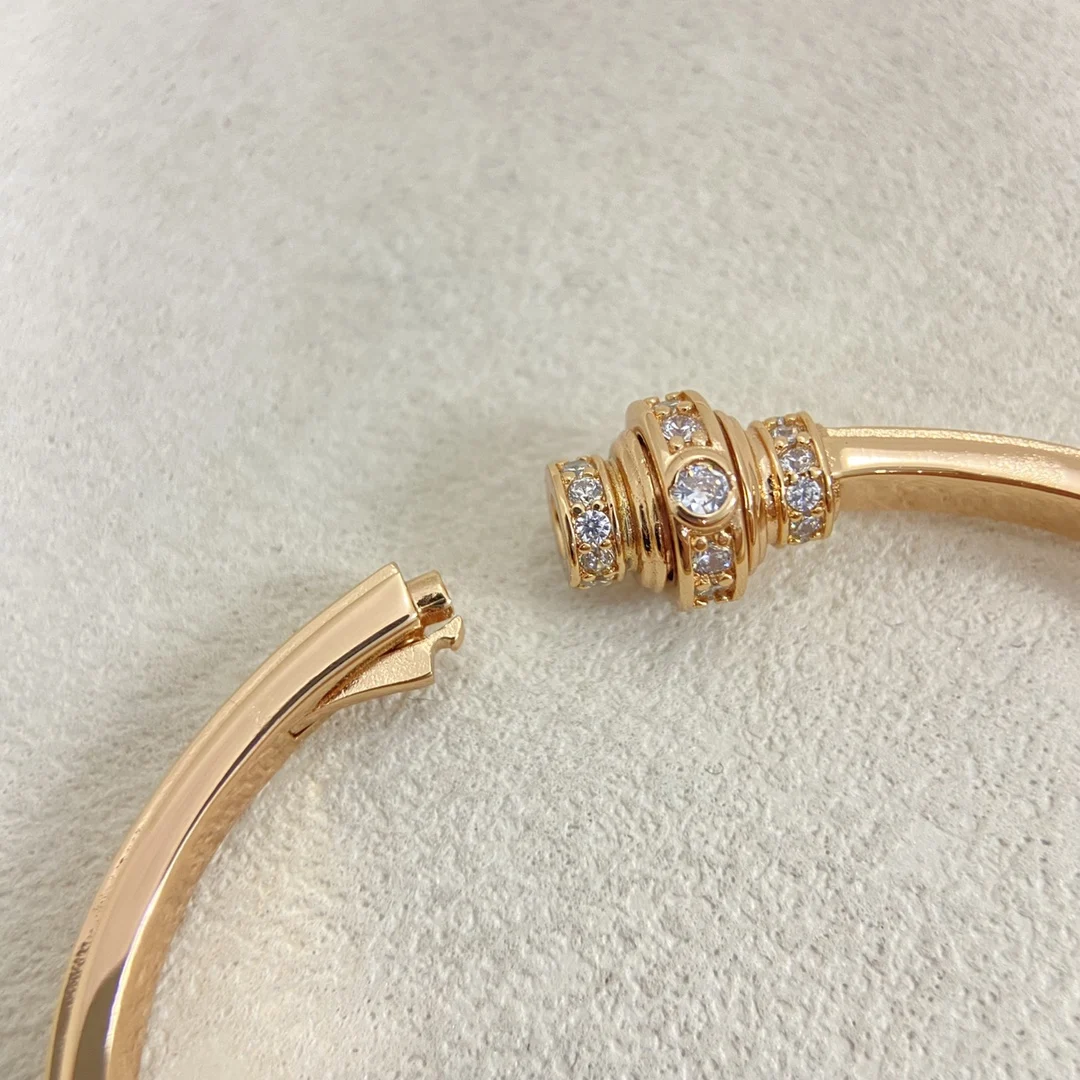 Lucky Spinning Bead Bangle 17cm Size 18K Gold Plated Pave 5A Zirconia Open Bracelets For Women Fine Jewelry