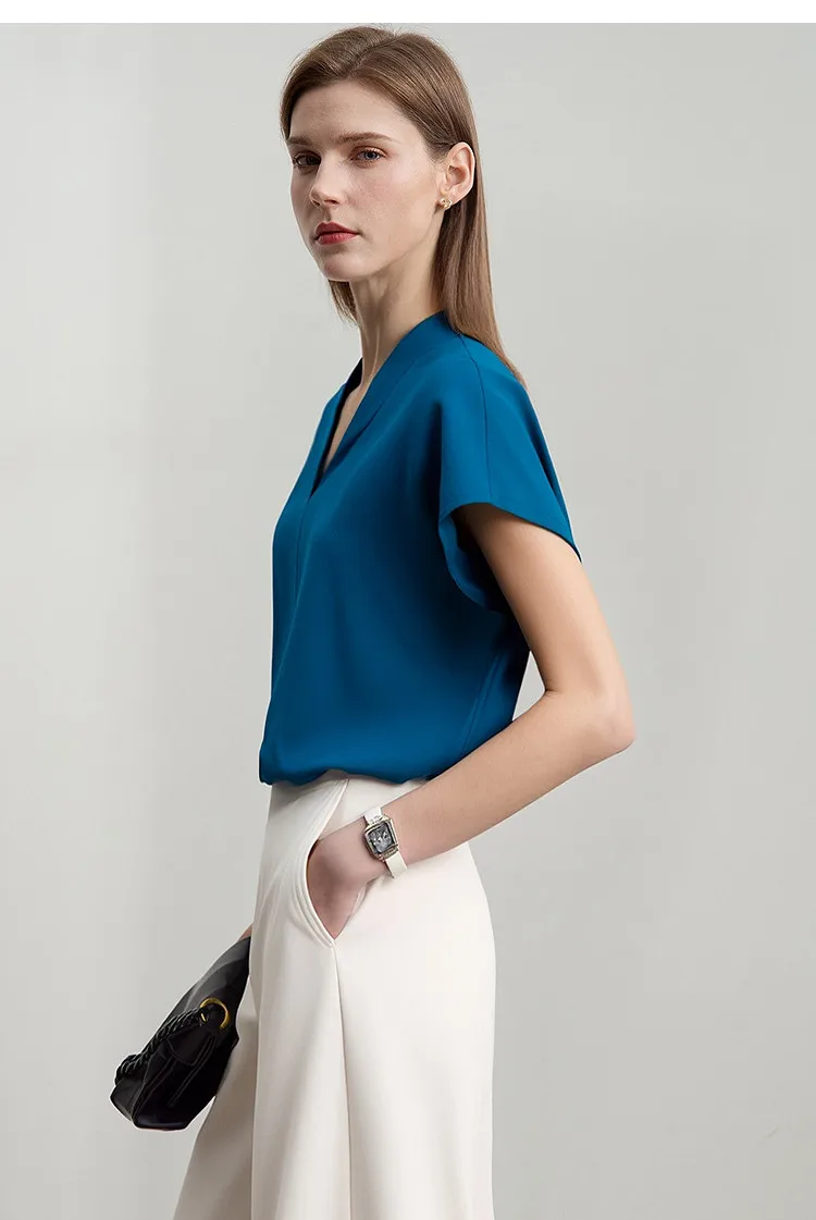 AMII Minimalism 2026 Summer Women's T-shirt Classic Style Casual V-neck Short Sleeve Solid Stretch Female Tops & Tees 12312013