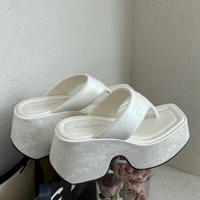 Pumps Flip Flops Slippers Shoes For Ladies New Female Footwear Platform Wedges Women Slippers Fashion Slides Heels  Shoes