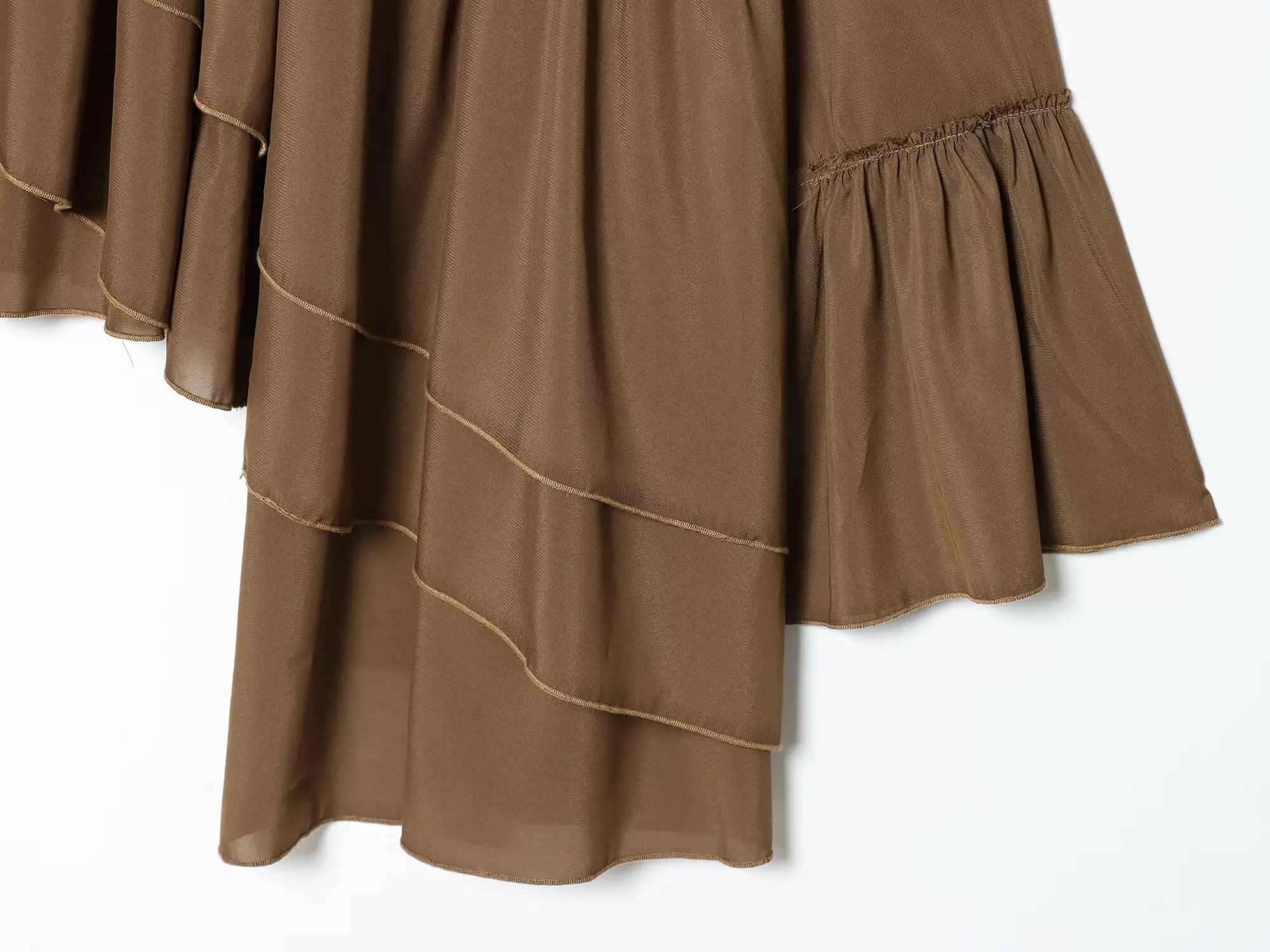 2027 Spring Autumn Women's Vintage Loose Oversized Ruffles Tierred Shirts Lady Elegant Black Brown O-neck Street Layered Blouses