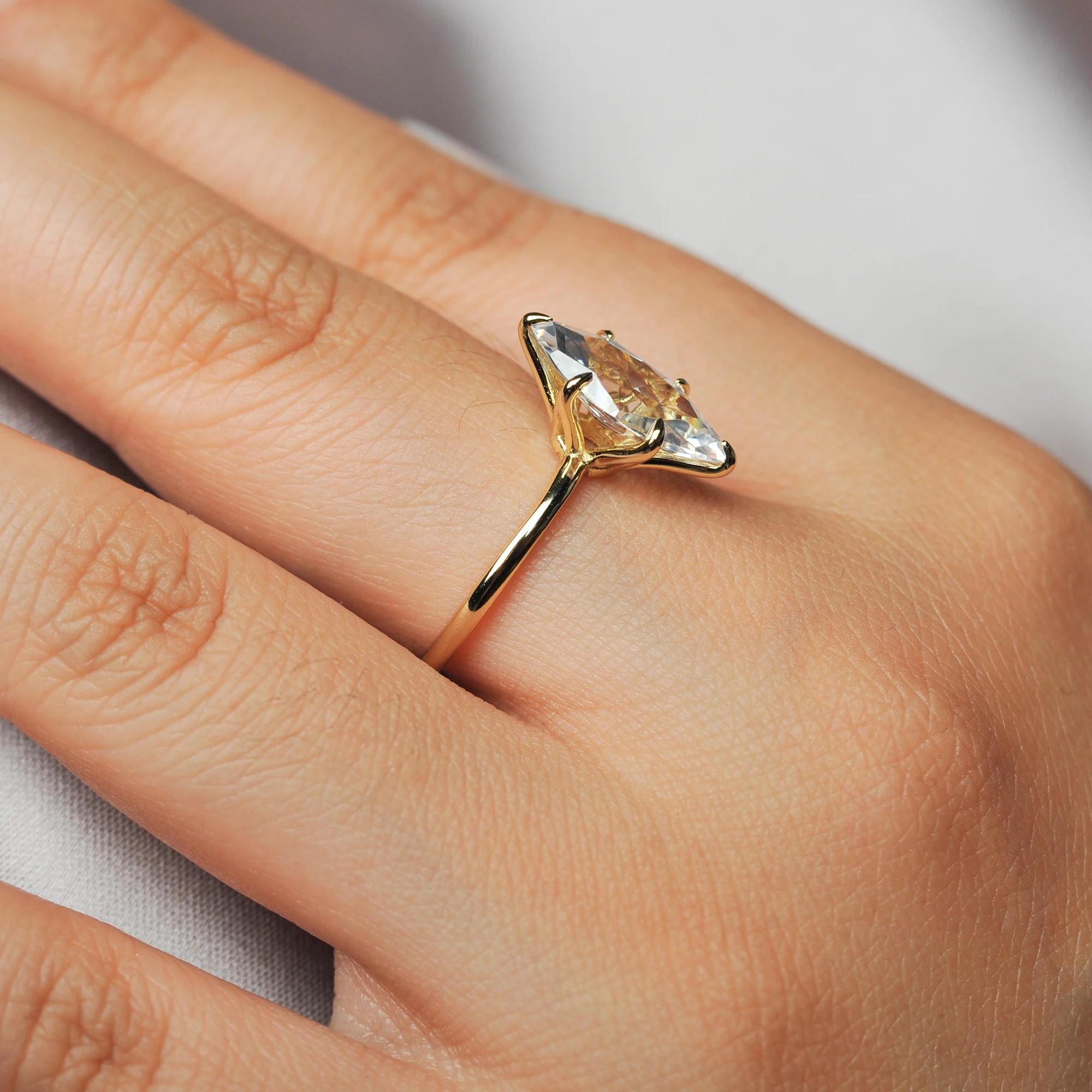 POTIY 3.5ct 5A Marquise Cut Cubic Zirconia Solitaire Engagement Ring 925 Sterling Silver Gold Plated Bridal Gift for Her