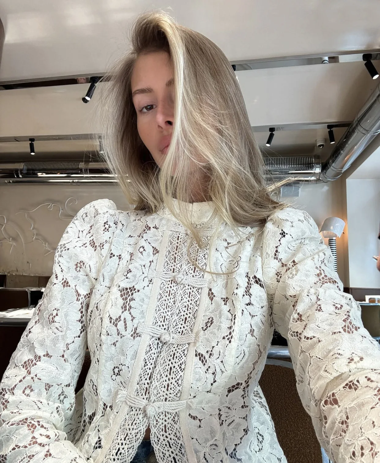 Tuularose Luxury Lace Blouse Fashion Lace Print Single Breasted Slim Shirt Vintage Elegant Party Looks Summer Women Blouse Tops