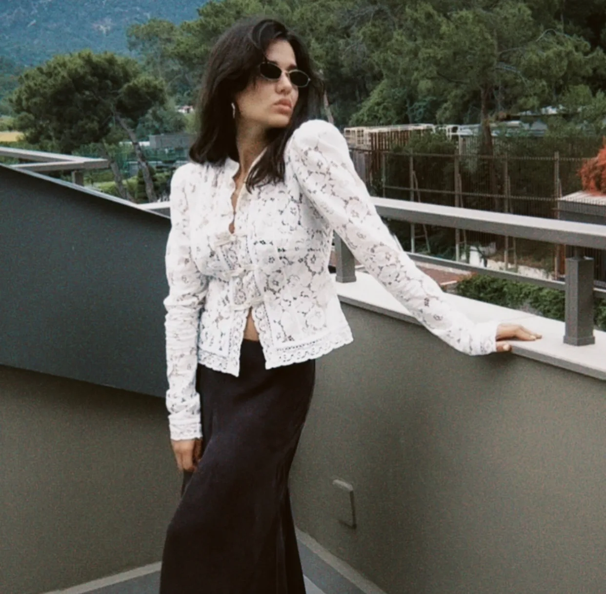 Tuularose Luxury Lace Blouse Fashion Lace Print Single Breasted Slim Shirt Vintage Elegant Party Looks Summer Women Blouse Tops