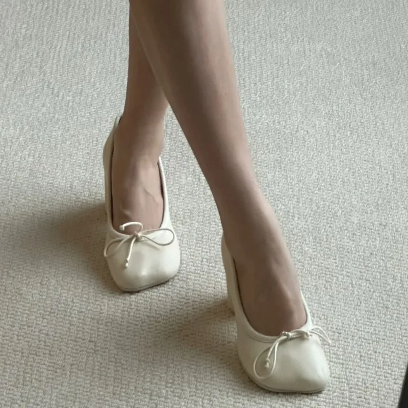 Bowknot Chunky Heel Mary Jane Shoes Women Round Heel Leather Shallow Women Pumps Fashion Heels for Women Brand Ballet Shoes