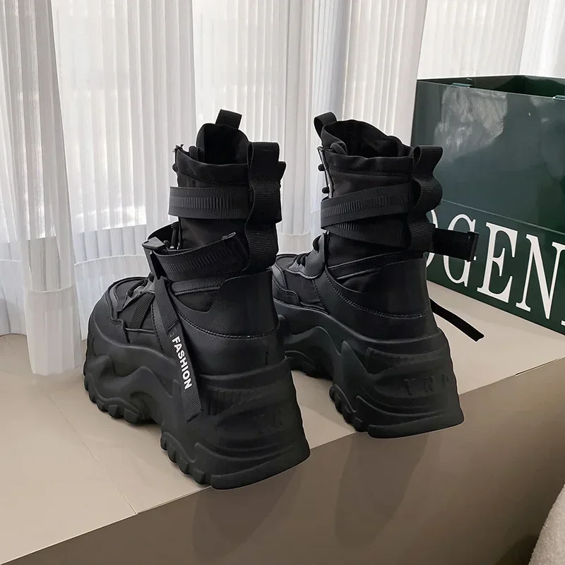 New Platform Sneakers Women Cross Lace Up Light Casual Shoes Fashion Designer Vulcanized Shoes Casual Brand Ladies Short Boots