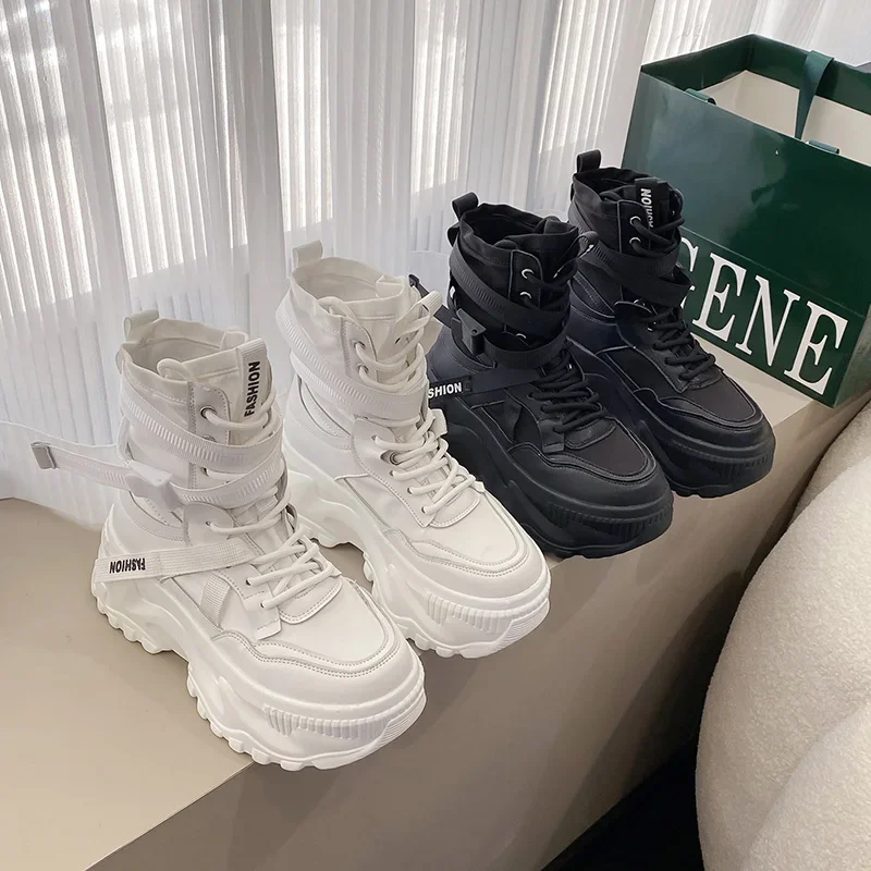 New Platform Sneakers Women Cross Lace Up Light Casual Shoes Fashion Designer Vulcanized Shoes Casual Brand Ladies Short Boots