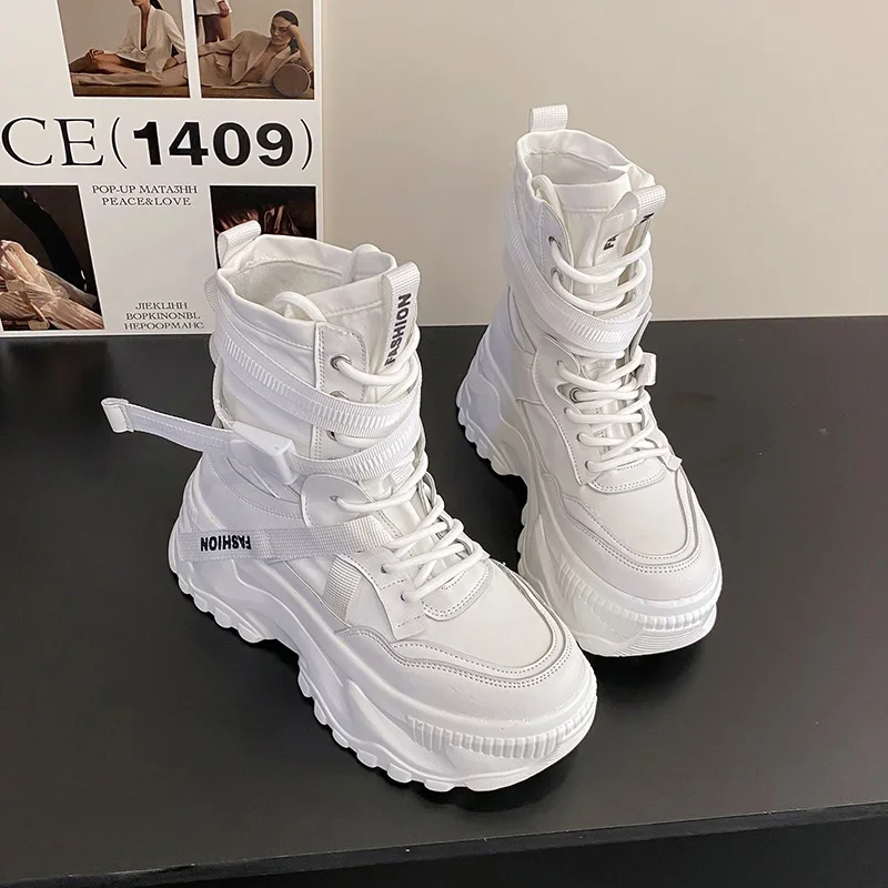 New Platform Sneakers Women Cross Lace Up Light Casual Shoes Fashion Designer Vulcanized Shoes Casual Brand Ladies Short Boots