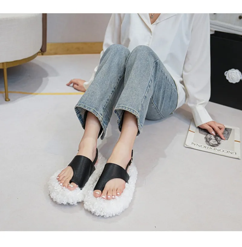 Cozy Warm Fluffy Flat Slippers Women Fashion Clip Toe Back Strap Buckle Designer Shoes 42 Plus Size Flip Flops Zapatos De Mujer