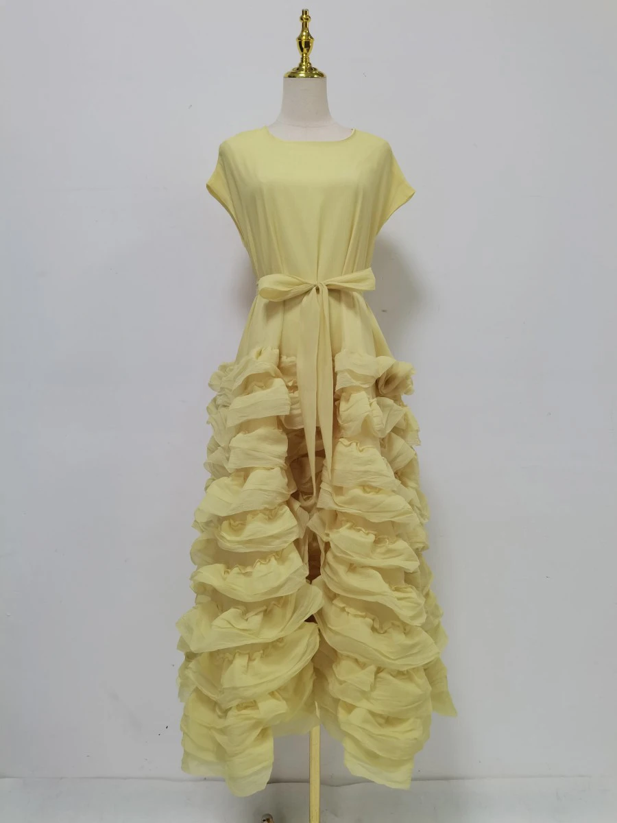 TWOTWINSTYLE Solid Spliced Ruffles Folds Fashion Dresses for Women O Neck Sleeveless High Waist Patchwork Lace Up Dress Female