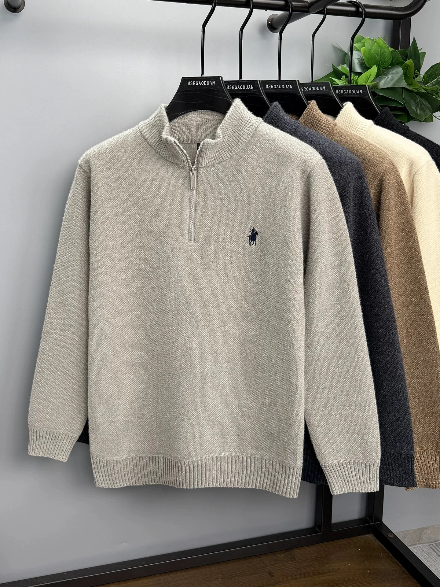 Luxury brand zipper semi high neck sweater men's high-end fashion ponytail golf embroidery winter new velvet warm knit pullover