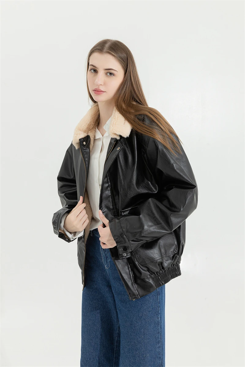 Winter Women's Fur Leather Jacket Long Sleeved Loose Warm Lamb Wool Vintage Thickened Locomotive Lapel Female PU Motorcycle Coat