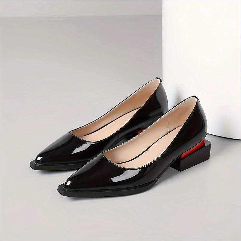 Women's New Pointed Patent Leather Mid Heel Oversized Comfortable Casual Retro Work Single Shoe