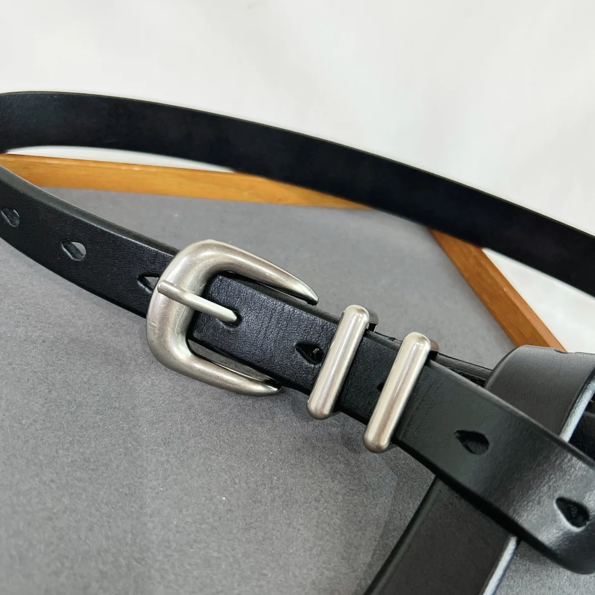 Women Men Vintage Silver Black Waistband leather Cowskin Buckle Belt 125cm
