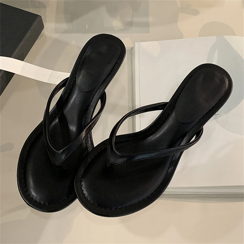 Eilyken Fashion Round Clip Toe Thin Low Heels Women Slippers Outdoor Casual Sandals 2026 New Summer Flip Flops Shoes