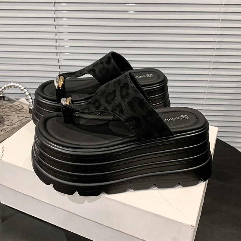 New Women Summer Bling Chunky Slippers High Platform Flip Flops 8CM Wedge Heels Slides Leopard Clip Toe Sandals Beach Slippers